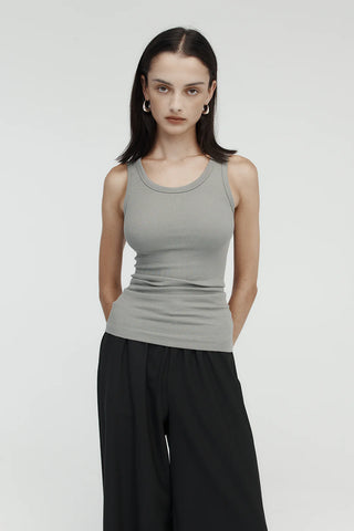 REBE - Ribbed Tank Top Olive