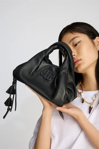 Munthe - Lixia in Black