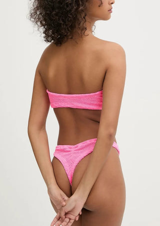 Paramidonna - Lucy in Pink Flamingo