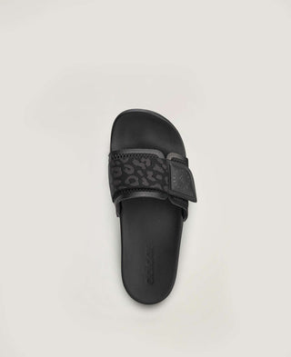 Adidas by Stella McCartney - Logo Slides