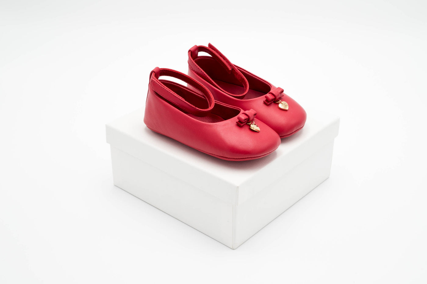 Dolce & Gabbana – Girls Red Ballerinas with Bow Detail