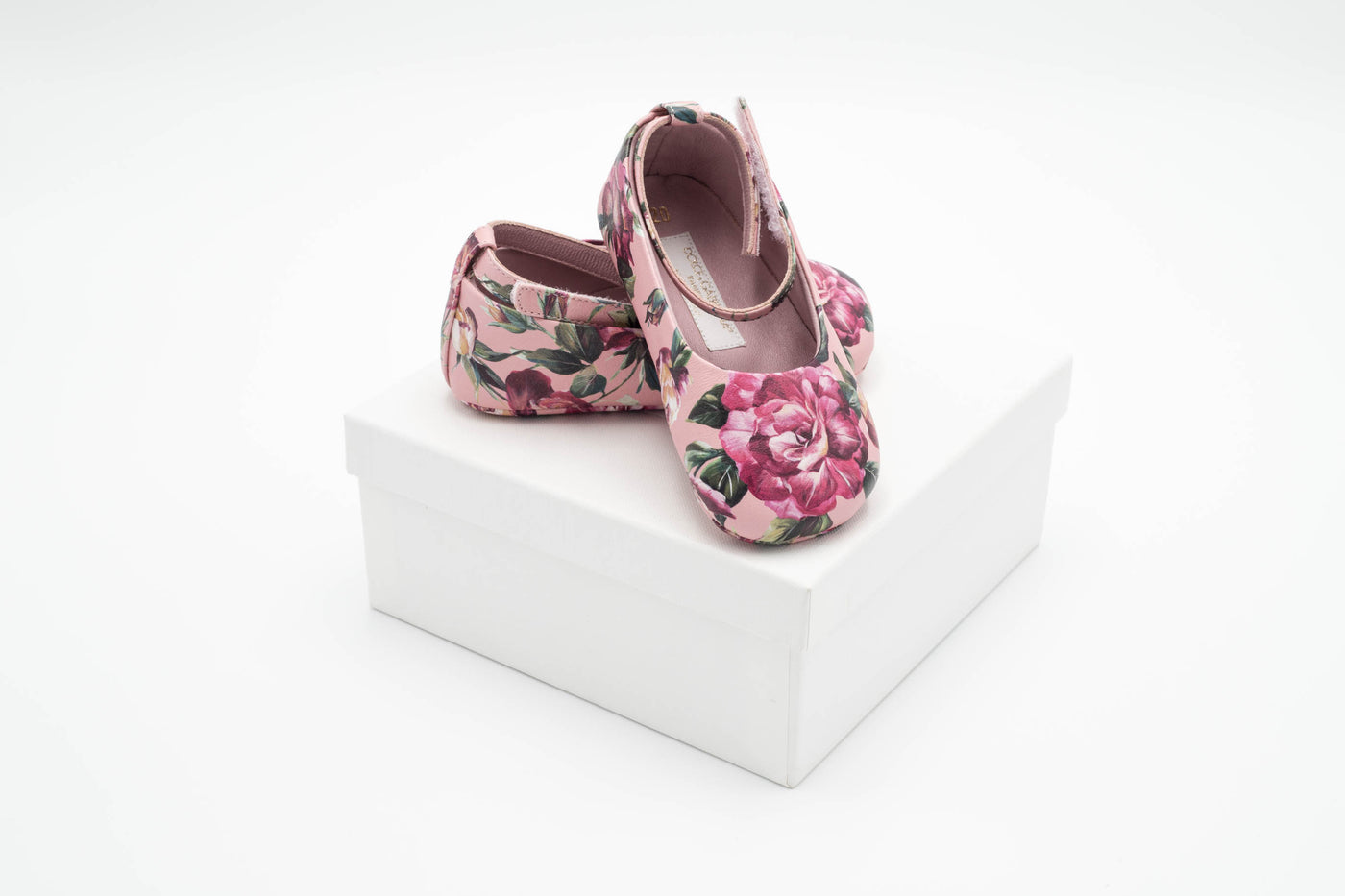 Dolce & Gabbana – Girls Pink Ballerinas with Bow Detail and Roses