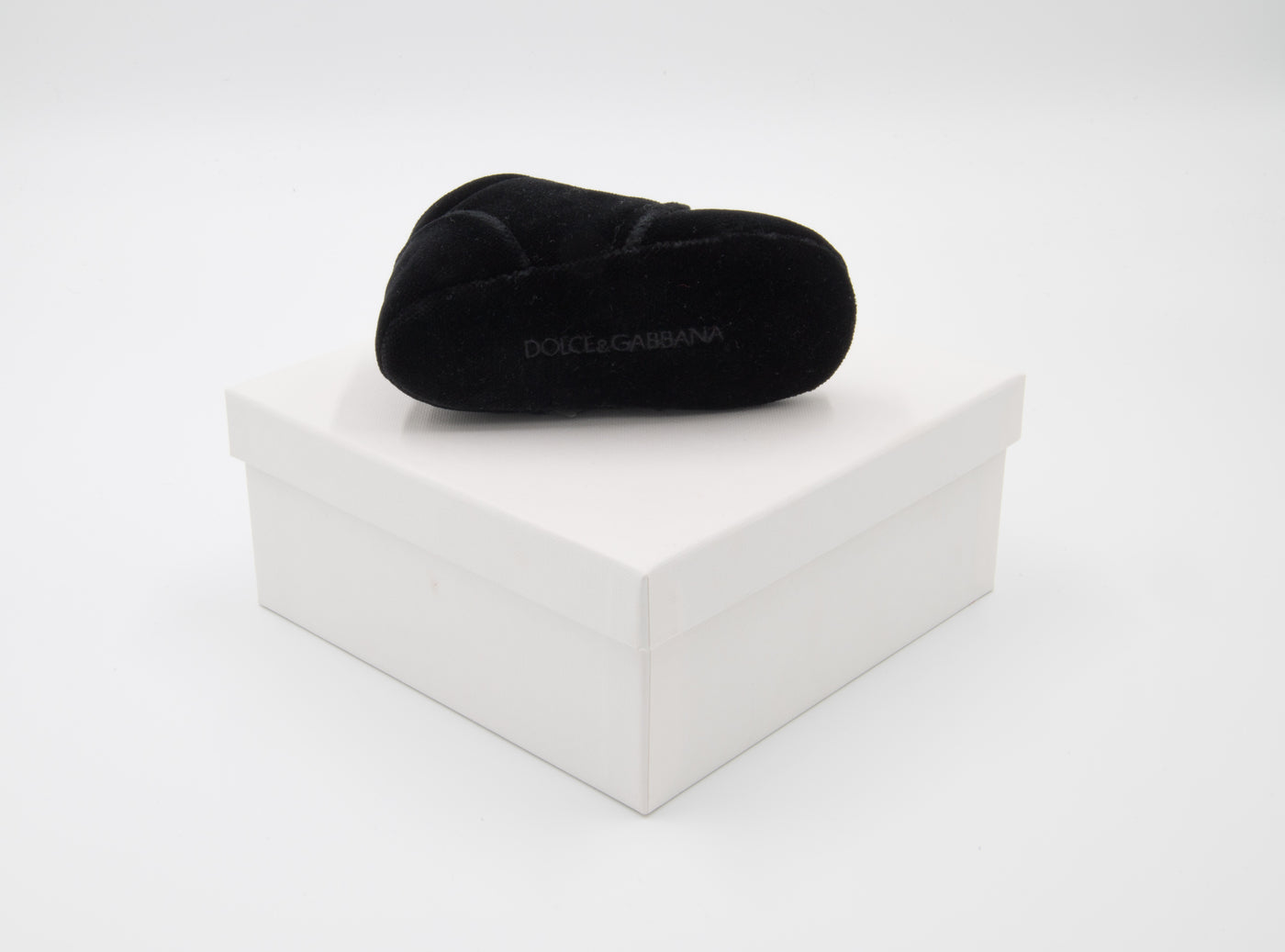 Dolce & Gabbana  –  Sneakers Allacciata in Velluto