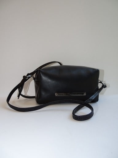 FANI XENOPHONTOS - BLACK LEATHER SQUARE POUCH WITH STRAP