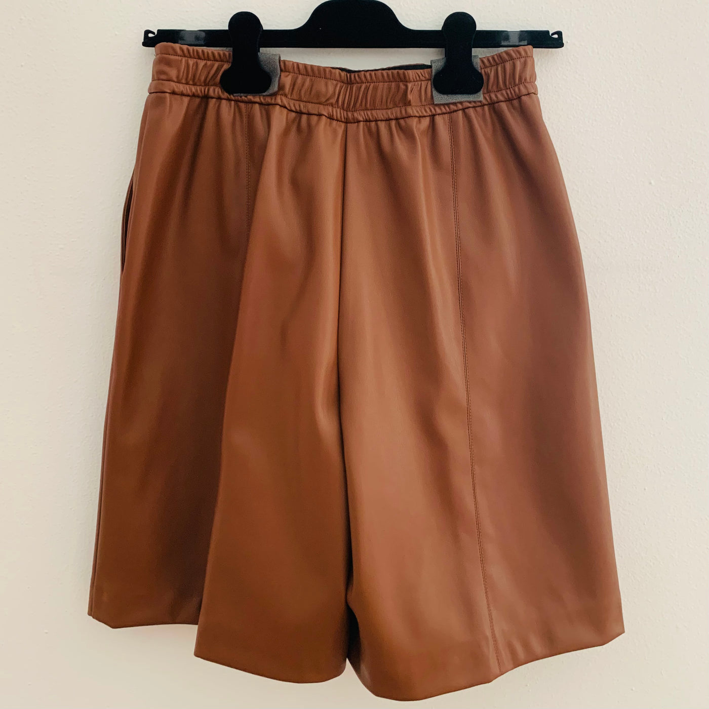 (nude) - Brown eco leather shorts