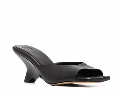 Gia Borghini 70 mm mule with lacquered wedge